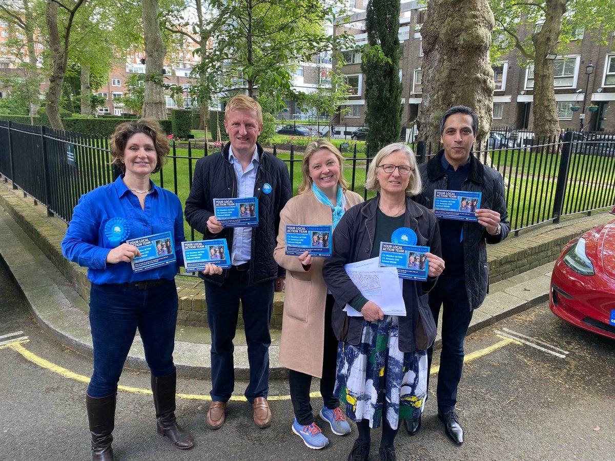 Sunny afternoon getting out the vote with @TwoCitiesNickie! ☀️ 🗳 Vote today for your local @Conservatives, who deliver better services that cost you less 🟦