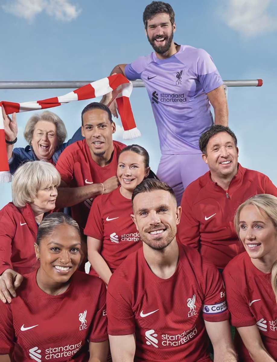 Purple goalkeeper kit 👀 🟣