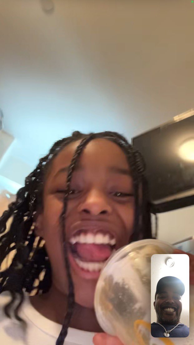 DoNTaE24o6's tweet photo. *BLACK GUM SMILES* 🥰 #BOOBOODOLL #DADDYDAYKARE https://t.co/VfkMZukQre