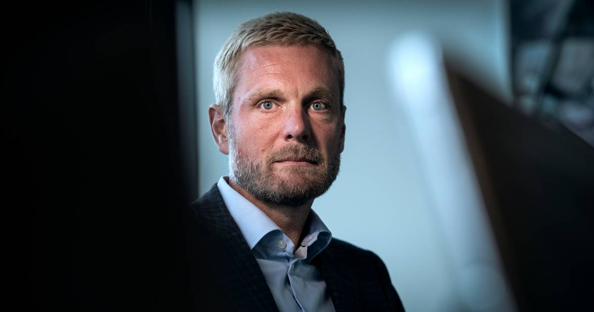 Finansdk's tweet photo. BREAKING:  Højprofileret Spar Nord-direktør afsløret i stor bedragerisag for 20 mio. kr. https://t.co/Nh0gly7CQL #breaking #dkbiz https://t.co/ISEibWsObh