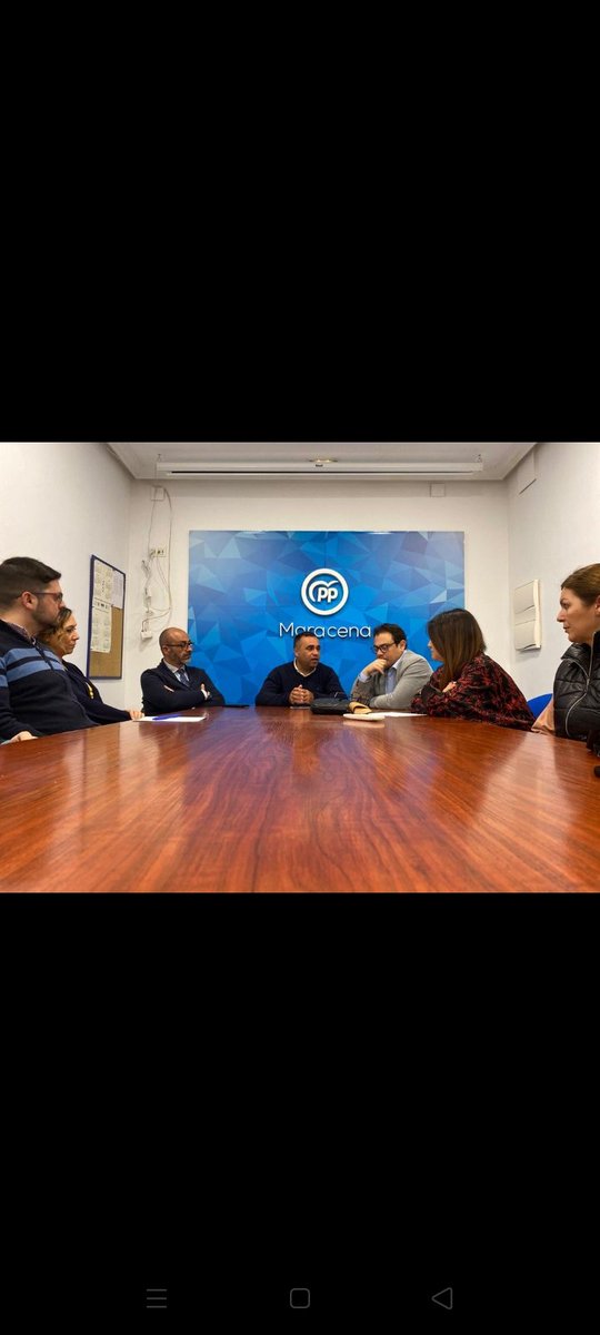 maracena_pp's tweet photo. Ayer celebramos nuestro comité ejecutivo del PP de Maracena junto a nuestro presidente principal @franalhendin, nuestro Diputado de Zona @SalustianoUG y nuestro Presidente Local @juliomaracena1.

Damos el comienzo a la precampaña en Maracena.
#AndalucíaAvanza https://t.co/ARpDhyKeM0