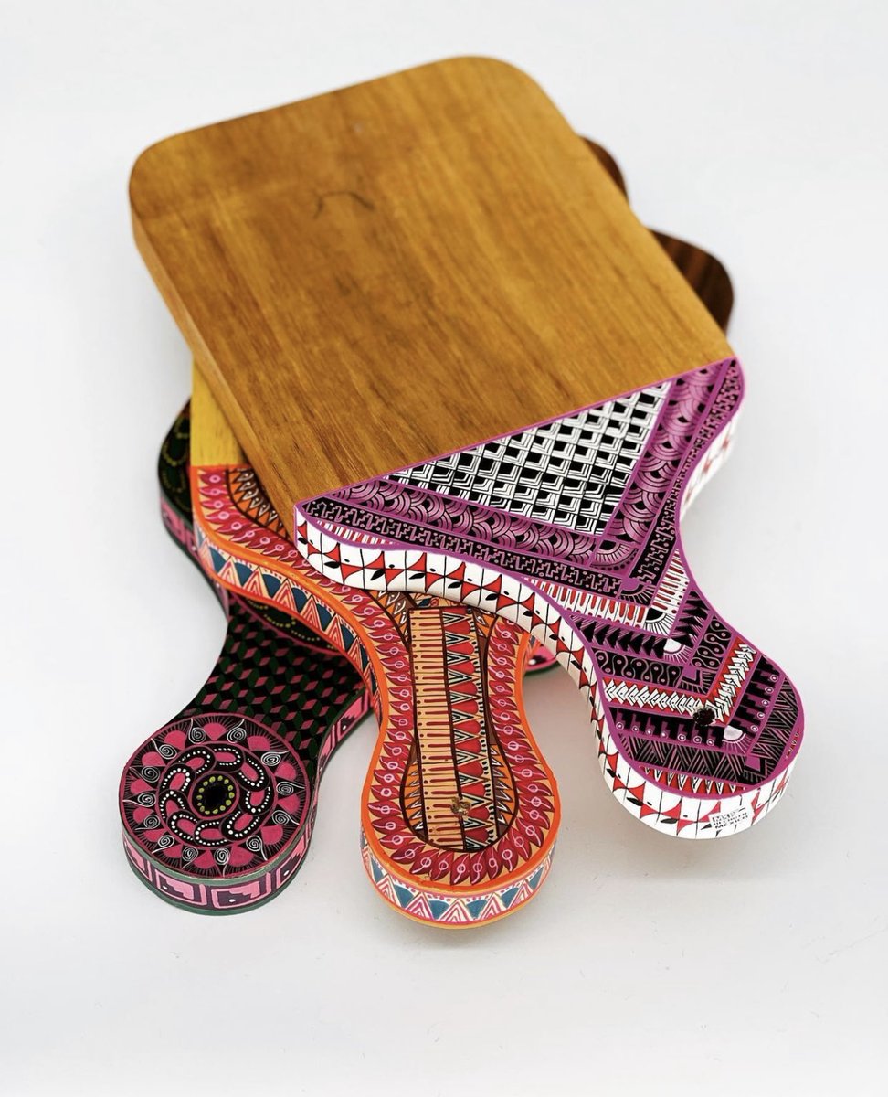 Happy Cinco de Mayo! 🎉

A great way to be intentional with your promotions is by featuring products created by global #artisans, like these beautiful charcuterie boards that have been hand-painted by Mexican artisans. 🤩

#CincodeMayo #BrandingProductsWithPurpose #PromoMarketing