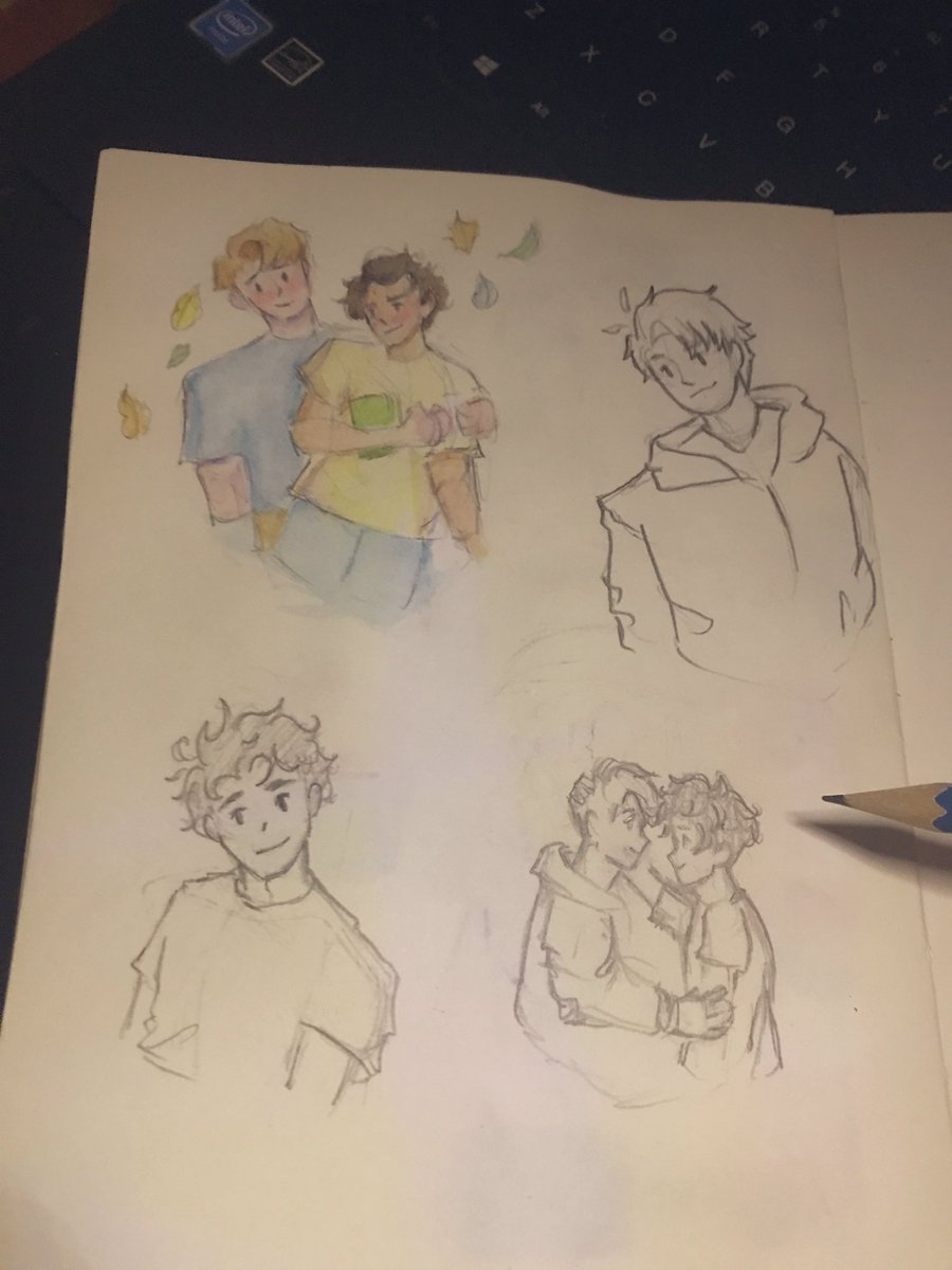 Dwit_art's tweet photo. more nick and charlie sketchesssss 
<3

#Heartstopper #heartstopperfanart https://t.co/v3ZmAxm15z