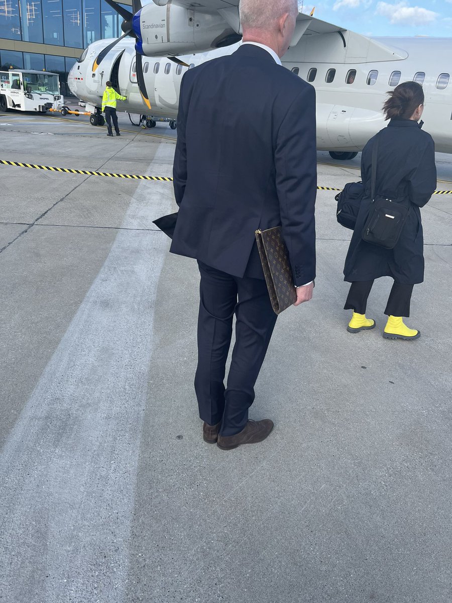 alexifoss tweet media