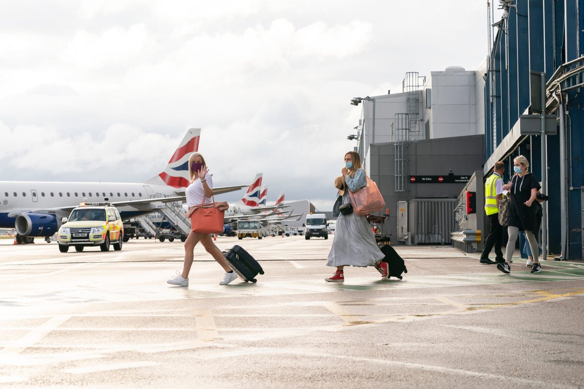 LCYMediaSales's tweet photo. Simply the Best…Airport in Britain!

We are very proud to announce that we have been ranked Britain's Best Airport by The Telegraph🏆.

Why advertise anywhere else?

Read More here! ▶️ https://t.co/leOEz5AS7X

#bestairport #airports #telegraph #awards #advertising #london https://t.co/ha1Gd3yYwD