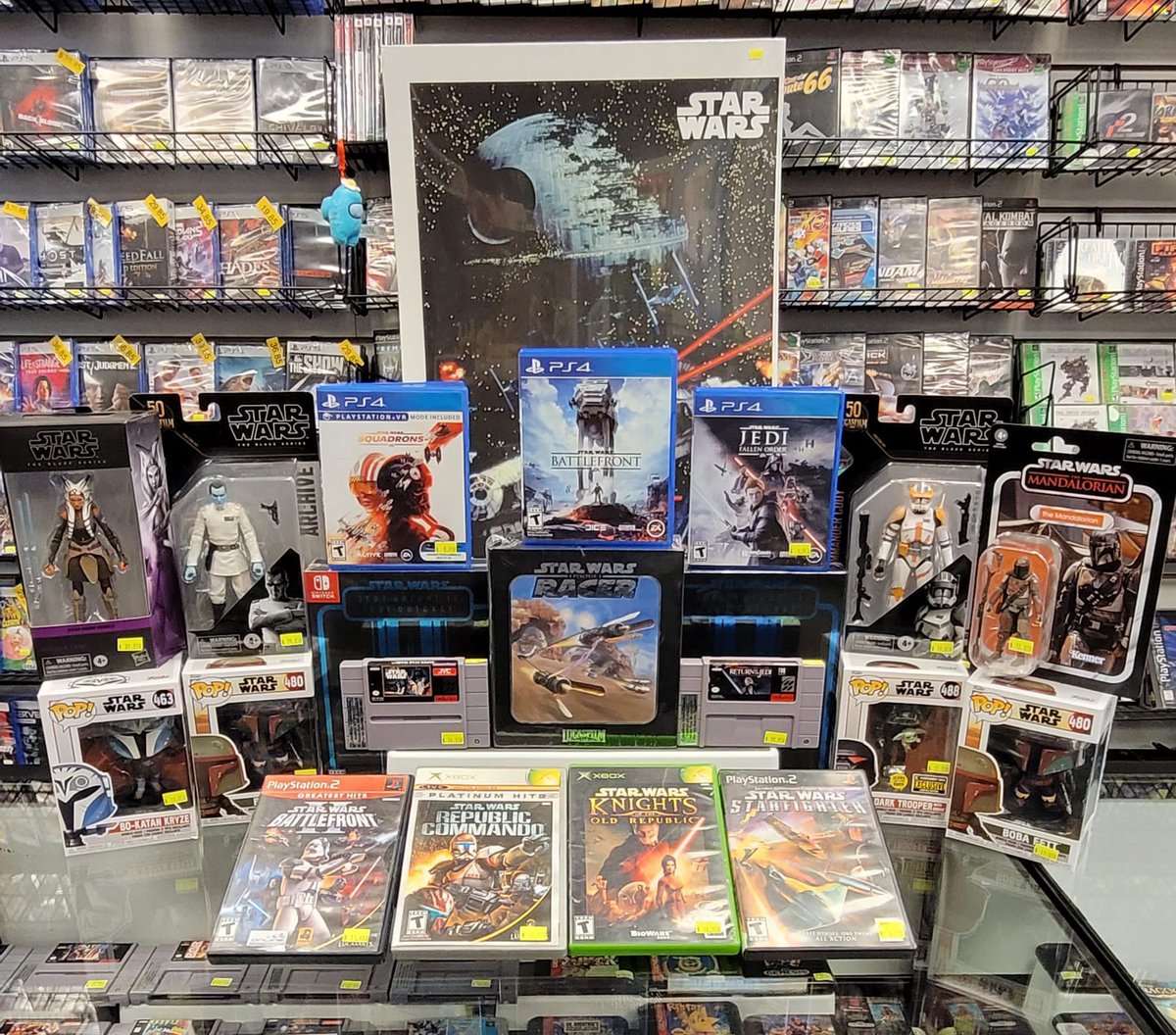 CybertronGames's tweet photo. Happy Revenge of the Fifth!  Or belated 4th.. Cinco De Mayo?  We still have the Star Wars sale going on.  So stop by!  
BUY ONE GET 2nd GAME 40% OFF USED GAMES! 
10% OFF Star Wars Toys and POP!
#starwars #jedi #yoda #theforce #lukeskywalker #darthvader #hansolo #nintendo #ps4 https://t.co/0YgiWQL7cM