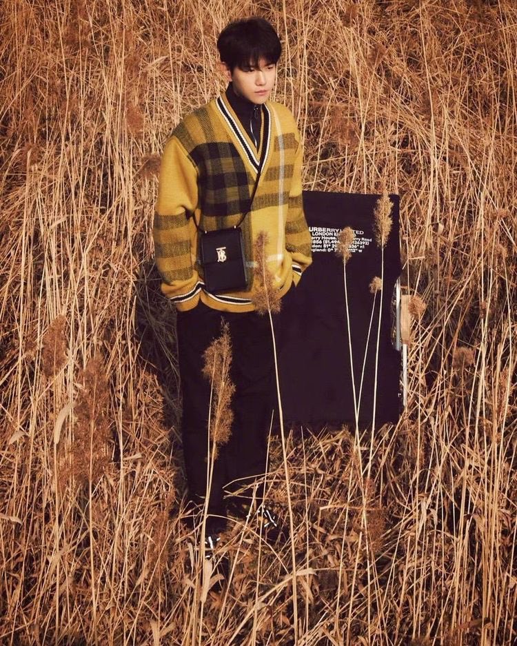 bacontyy's tweet photo. happy birthday @B_hundred_Hyun <3. plentiful blessings, love and success to you. you'll always be the weirdest yet the best human being! https://t.co/zMnN43CbBe