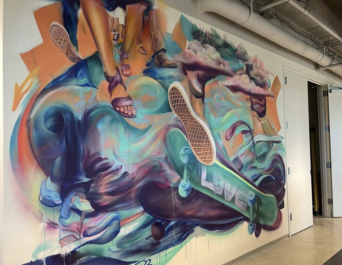 Genesco_Inc's tweet photo. A peek inside our new 535 offices! Capturing Genesco's spirit through works of art of our iconic brands &amp; building the excitement for our future. Thank you to Attagirl Brands &amp; Nashville artists for creating incredible art for 535! 💙 #footwearfocused #genesco #genescocares https://t.co/UvOiOwdrcA