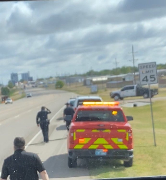OPSUSoftball's tweet photo. A huge shout out to the Guymon Fire Department and local sheriffs/police for escorting us through guymon this morning! https://t.co/LcK8lILbBR