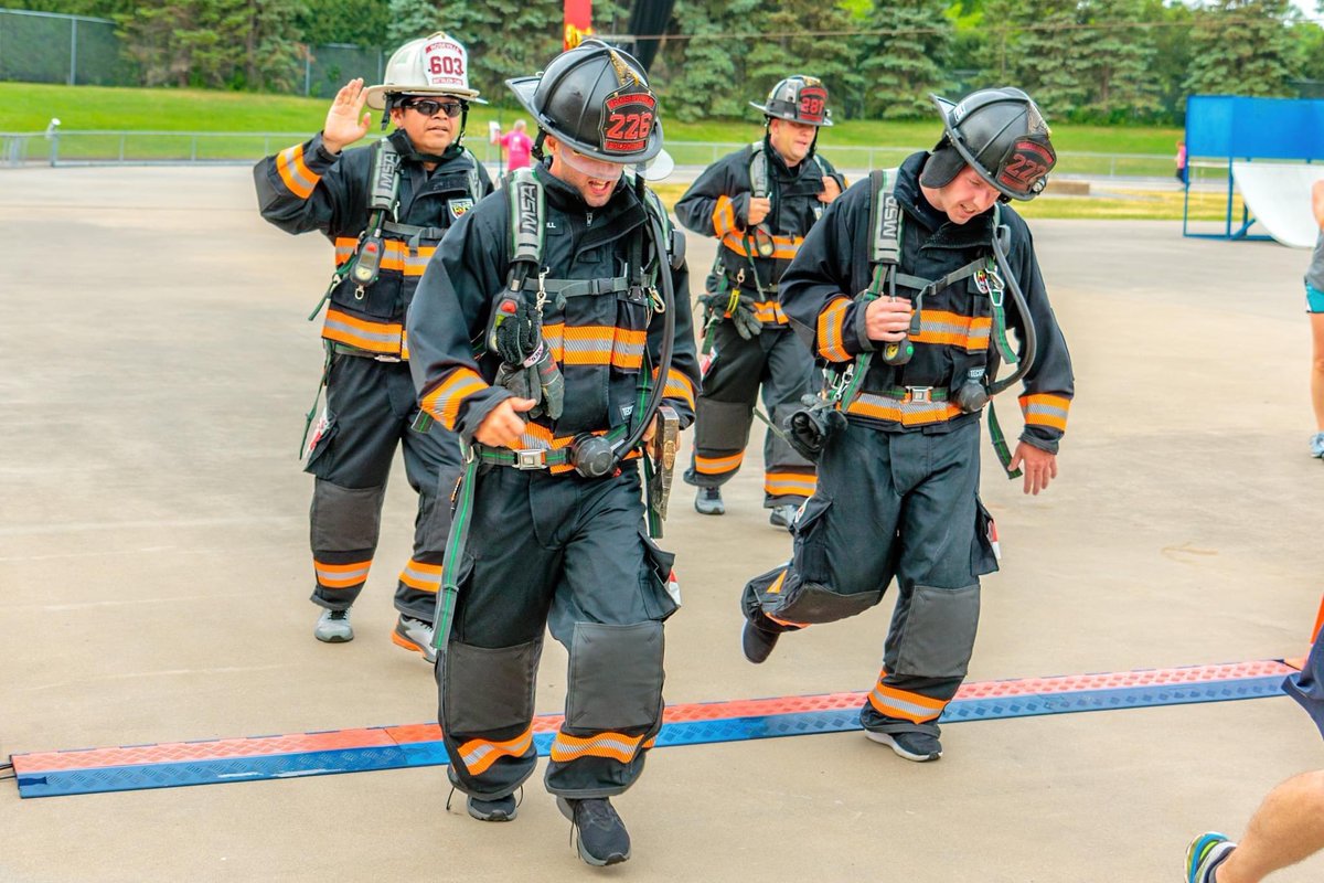 RosevilleParks's tweet image. Today is International Firefighters Day! Thank you to all the past and present firefighters around the world who continue to make sure our communities and environment are safe for us to live in. 

A special thank you and appreciation to the @RosevilleMN_FD !
