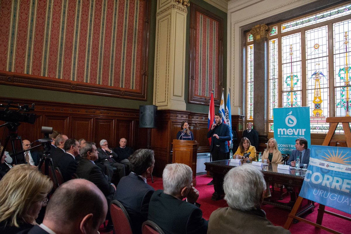 beatrizargimon's tweet photo. Lanzamiento de los 55 años de @MEVIRoficial, con una rendición de cuentas por parte de su Presidente @juanpab_delgado y un sello personalizado del Correo Uruguayo. Hablar de MEVIR implica hablar de políticas públicas que interpretaron la realidad social en su origen y también hoy https://t.co/Q8jaDhN1ye