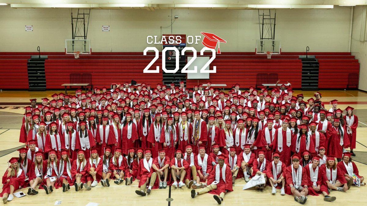 petalschools's tweet photo. Countdown to Graduation: Friday, May 13 at 7 p.m. on the Petal High School football field. Gates open at 6 p.m. Must have ticket to enter. Seating is first-come, first-served. For more information, contact PHS at 601.583.3538. #Classof2022 #TransformThrive https://t.co/E81eIpCCR1