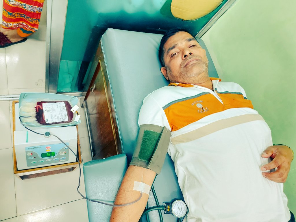 islam_beig's tweet photo. Alhamdulillah. Today I have donated my 66th bag blood.
Among of the above I have donated  41 bags only quantum foundation. 
Please donate blood &amp; Save life.
Eid Mubarak to you &amp; your loves one https://t.co/CvvJp5zbid