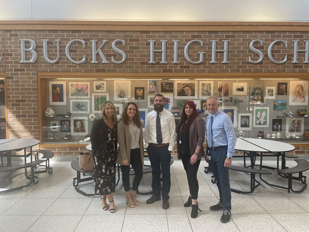 CBlismith's tweet photo. Had a wonderful visit to @east_cb to see ways #edtech is being used in our fabulous @CBSDMusic and @CBSDart departments. So impressed by these Ts of these courses and the content Ss are creating! #cbsdproud #cbinnovate https://t.co/d08xGbs3E3