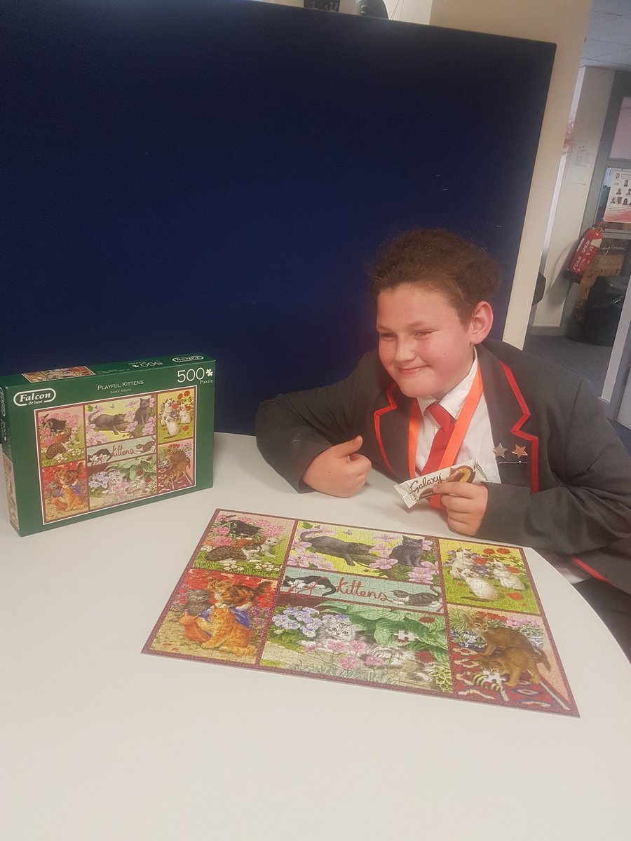 Vinnie wanted to do a jigsaw during our mindfulness sessions in The Haven this week &amp; enjoyed finding ever piece! He even let Finlay help find a few pieces! It was nice to see the boys working together 🌟 #teambuilding #Mindfulness <a href="/TeamMoreton7/">Moreton Year 7</a> @MoretonSchool <a href="/SmashLifeUK1/">SmashLifeUK</a>