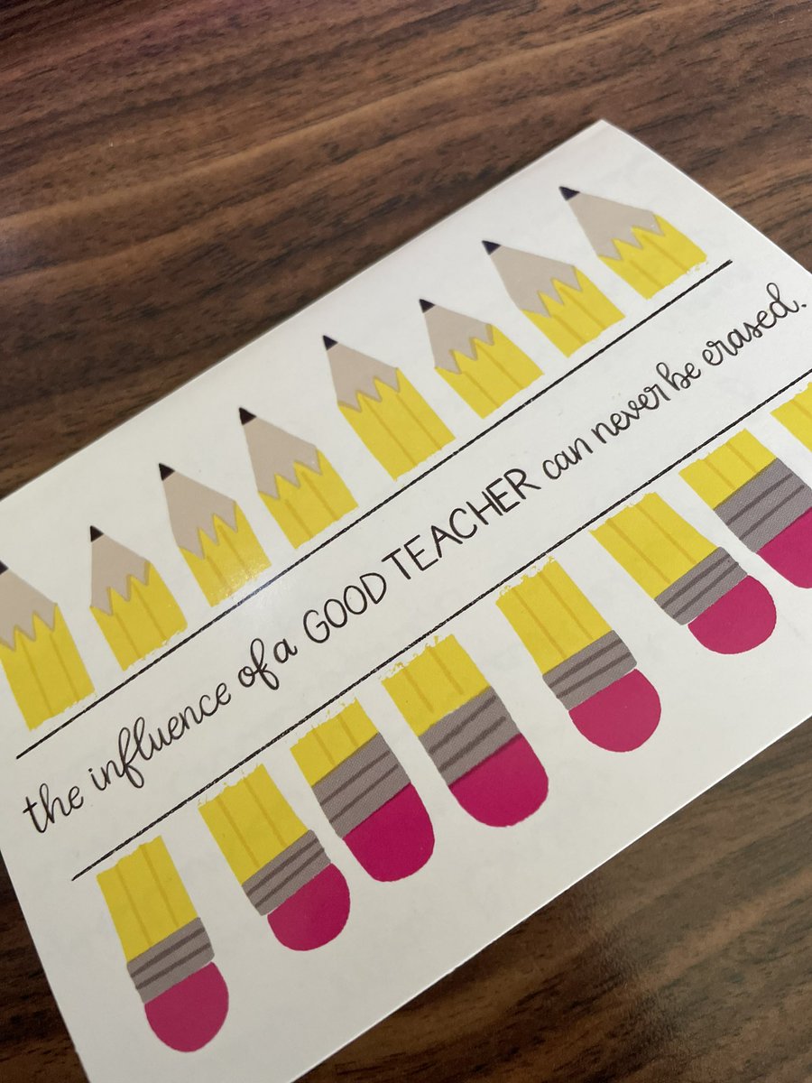 A_Corey714's tweet photo. Sometimes it’s the little things! I started teaching in 2000 and this is one of few times I have received a card from a student! ❤️ #TeacherAppreciationWeek #lansingburghHS #YouKnighted https://t.co/y7Xa0gJ5nP
