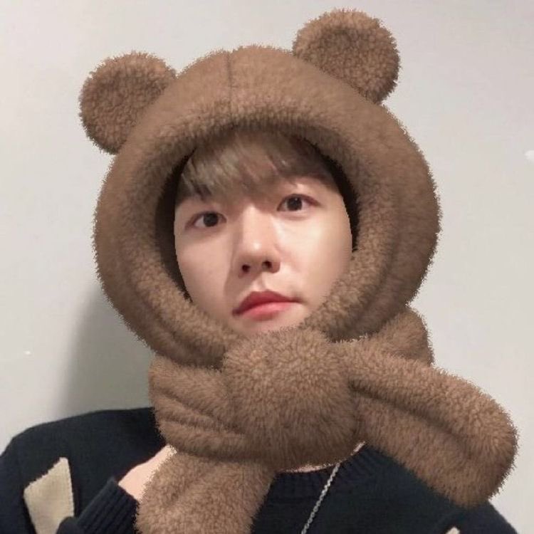 baekfics's tweet photo. happy bday, fave person! I hope you’re always happy and healthy. I’ll always be your biggest fan, lovey. I love u 💌 https://t.co/xwXEdZEjYd