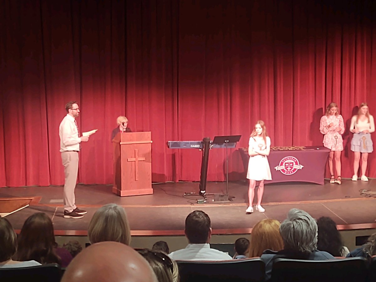 Congrats to <a href="/ArryonEsposito/">Arryon</a> <a href="/Le_sullivan24/">Leslie sullivan</a> and @SophiaCapretta on being inducted into National Honors Society today! We’re so proud of you! 

#ShiningStars 🌟