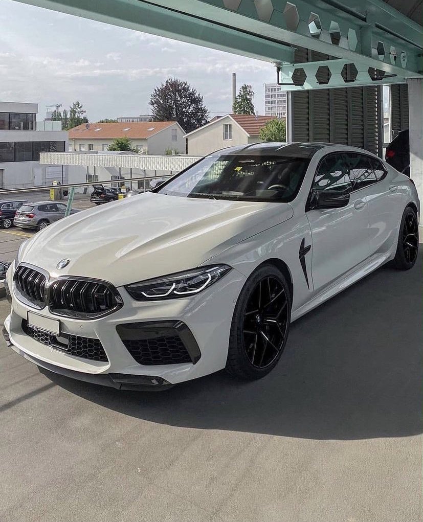 Carziwant's tweet photo. The M8🥶 https://t.co/Zw85NGpGca