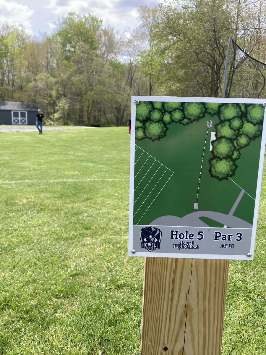 🚨CONGRATS TO DAVID LIANO FOR MAKING THE FIRST EVER DISC GOLF HOLE IN ONE AT HHS🚨 <a href="/posthhs/">Brian Post</a> <a href="/HowellRebellion/">Rebellion</a>