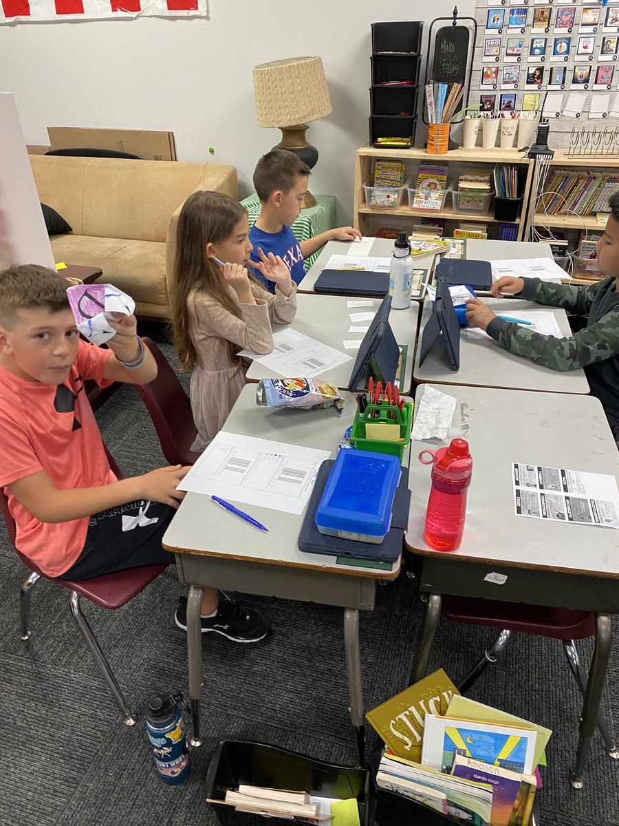 MrsMAmerson's tweet photo. We flipped our schedule today for our rockin math review to start our day. Kiddos love IQ slap down when reviewing multiple choice problems. Today we added fortune tellers and they were a real hit! #KISDRockingReview https://t.co/nIXm2clRl0