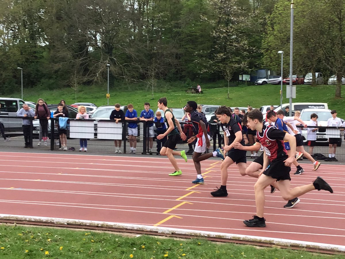 WCBPEDept's tweet photo. Boys track action. Some fantastic, close races. https://t.co/LoLdwXY4fZ
