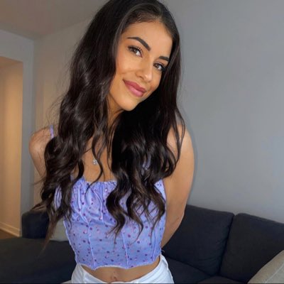 _511x_'s tweet photo. #NewProfilePic hello it’s me 😘 https://t.co/0a9xizv5Ij
