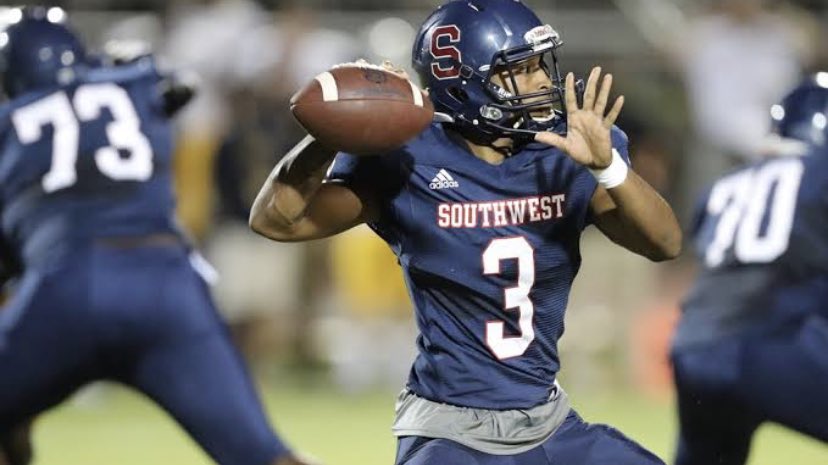 derrick8___'s tweet photo. After a great talk with @__CoachSulli i am blessed to receive my 2nd offer from Southwest Community College ❤️💙 https://t.co/ts0OAmGEUP