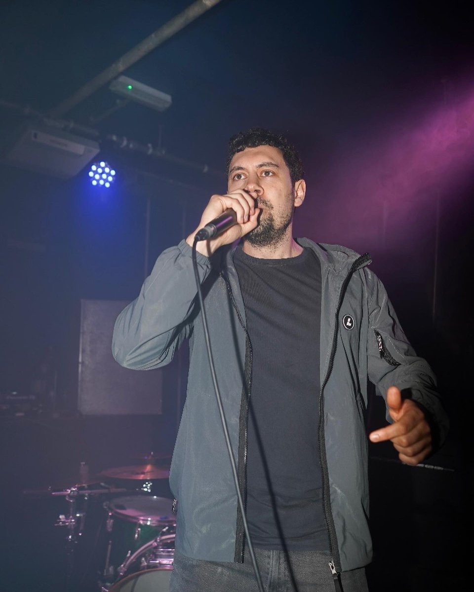 jamiebroadmusic's tweet image. Shots from the Liverpool against Racism gig courtesy of @evolving_necessary  📸 

Control out now on all streaming sites 

#jamiebroad #liverpool #rap #scouse #music #live #prerformance