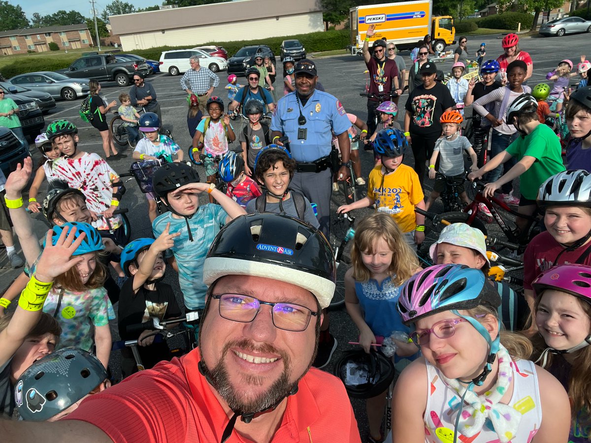 WCPSS's tweet photo. 🚲 Yesterday, students from 19 WCPSS schools took part in National Walk, Bike, and Roll to School Day! One of its many goals is to increase community awareness of safe walking and biking routes to school. Which schools participated? > https://t.co/m1PdaKTdNo #BikeRolltoSchoolDay https://t.co/JYAU4IKu1q