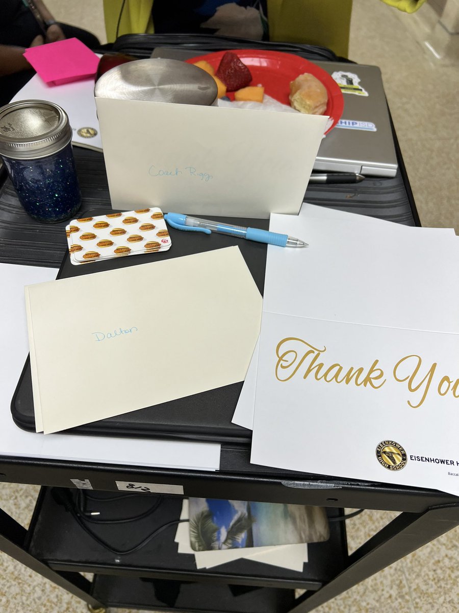 TrevorKWilliams's tweet photo. It’s the small things that matter to show your team you care! I’m grateful for the @Eisenhower_AISD team always willing to support our scholars during testing.
#AllN #EaglesSoar #TestingDays
@RANESIAEDWARDS @CuratorCreative https://t.co/GgAkzEFOP3