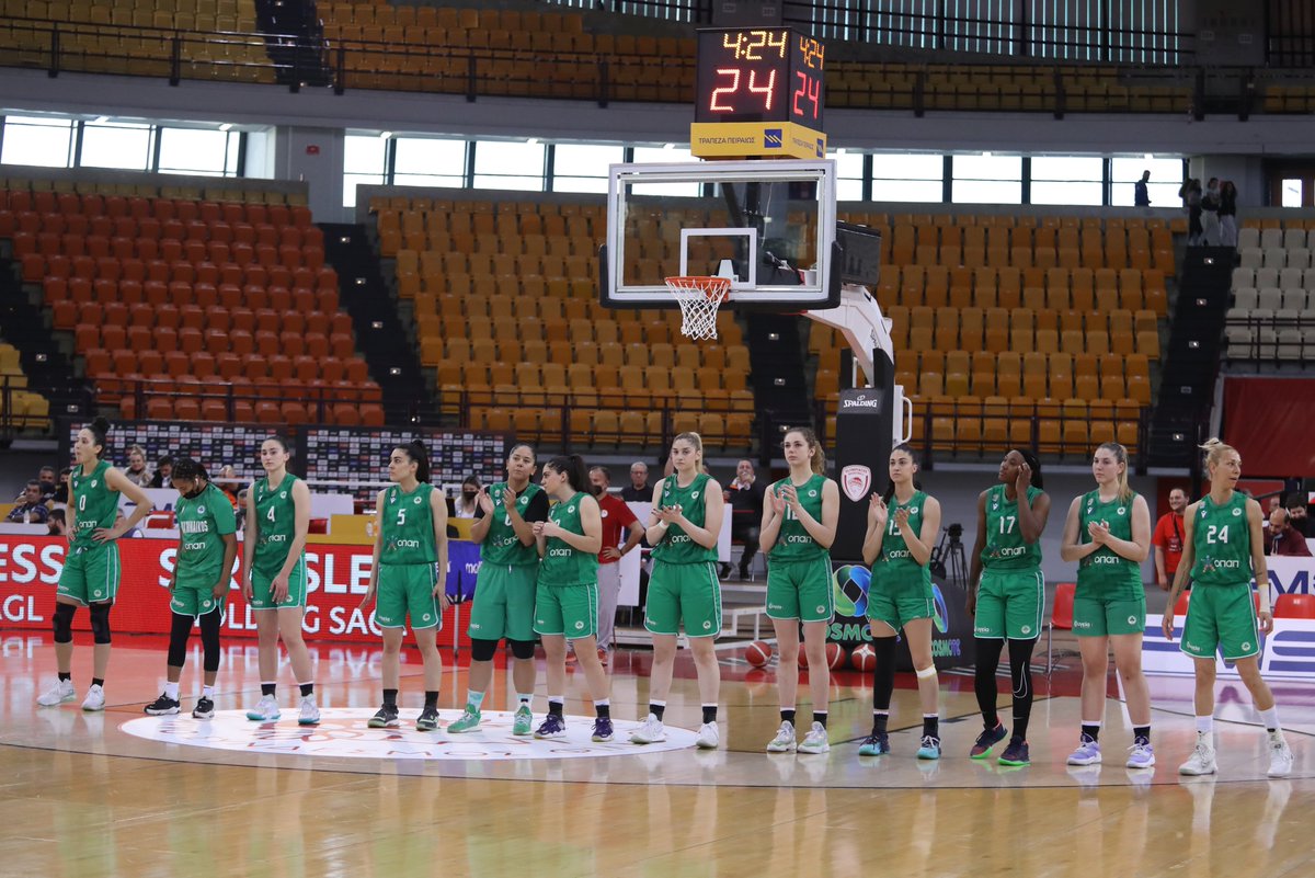 HellenicBF's tweet photo. A1 Γυναικών: Ολυμπιακός-Παναθηναϊκός 14-21 (10')
#1stFinal 🏆
#HellasBasketball
#womenbasketball
#olympiacosVSpanathinaikos https://t.co/wTpQQrohYo