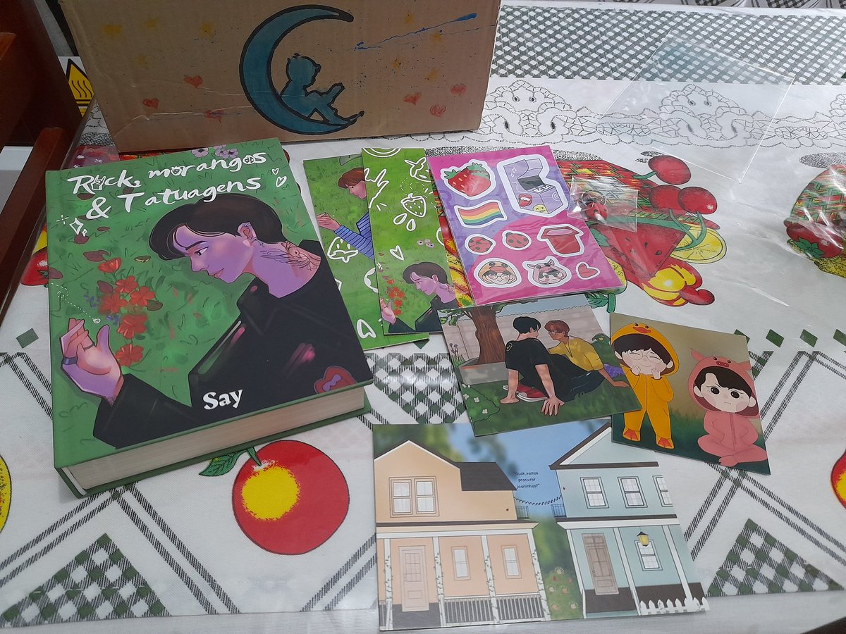 Railha5's tweet photo. Parece até um sonho, mas ele finalmente chegou ❤🎉 @EditoraBlueSide meus sinceros agradecimentos. Ele é perfeito de lindo, os brindes simplesmente impecável. Agradecimentos tbem a autora Say, por essa obra perfeita! Ansiosa pela leitura! ❤❤ https://t.co/WXb4Fk6p6o
