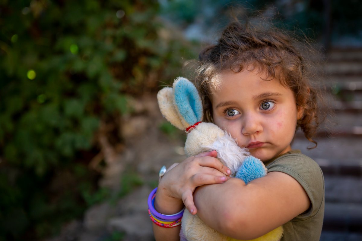 Gn Fam #nfts #nftcollector #nft
When we first met, he was trying to eat him with a dry bread in his hand. In his other hand he held the game rabbit by the ear. When she ran out of bread, she hugged her toy bunny tightly and then started playing with it.
opensea.io/assets/0x495f9…