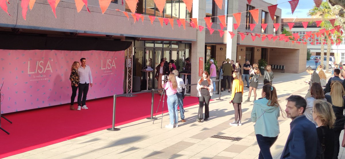 UVic_FECiD's tweet photo. 🔥💯Tot a punt per l'estrena de la websèrie "Lisa" a l'Aula de Cinema de la @UVic_FEC 

@UVicLife @uvic_ucc
@uvic_intfec @UVic_FCTE @alumni_uvic @UVic_FCSB @AspergerCat https://t.co/IpTWHothk8