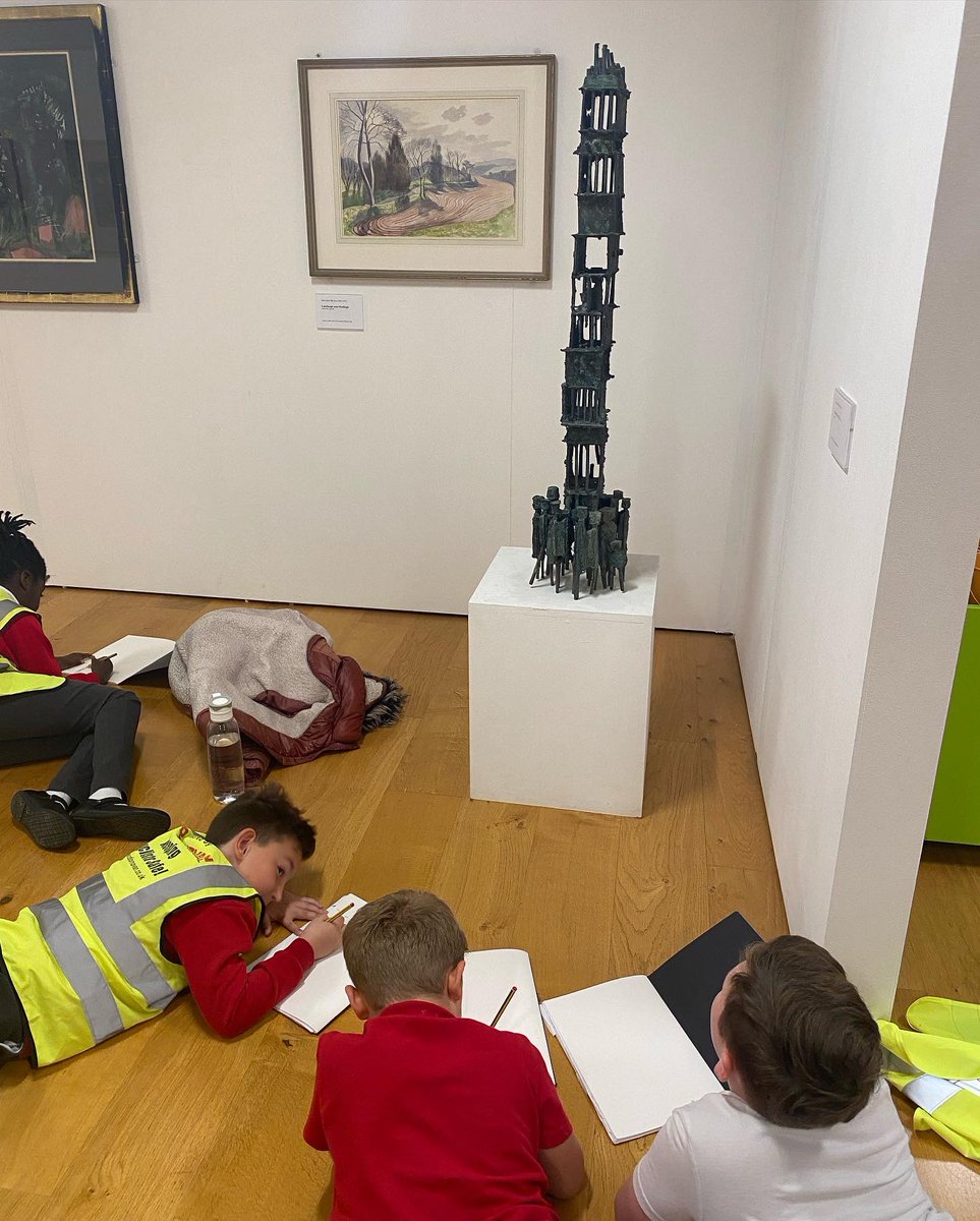 NET_Abbotsweld's tweet photo. As part of 50 things, Y3 & 4 had a fantastic day visiting Gibberd Gallery today and looking at all the wonderful sculptures. They learned about some of the artists and how they made them aswell as spending time sketching them. @gibberdgallery #shapingfutures #netacademies https://t.co/uwHJRdZsSw