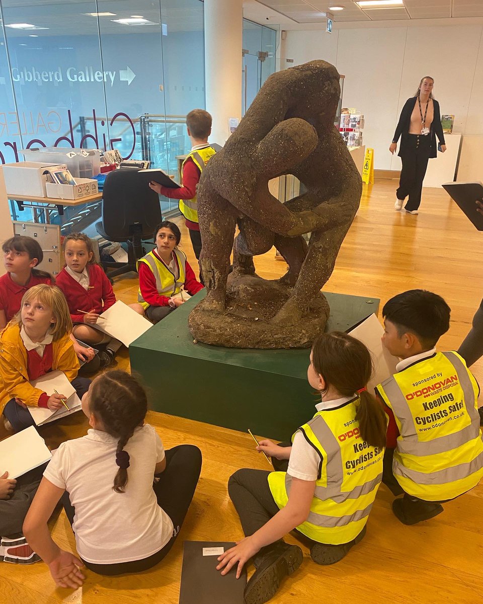 NET_Abbotsweld's tweet photo. As part of 50 things, Y3 & 4 had a fantastic day visiting Gibberd Gallery today and looking at all the wonderful sculptures. They learned about some of the artists and how they made them aswell as spending time sketching them. @gibberdgallery #shapingfutures #netacademies https://t.co/uwHJRdZsSw