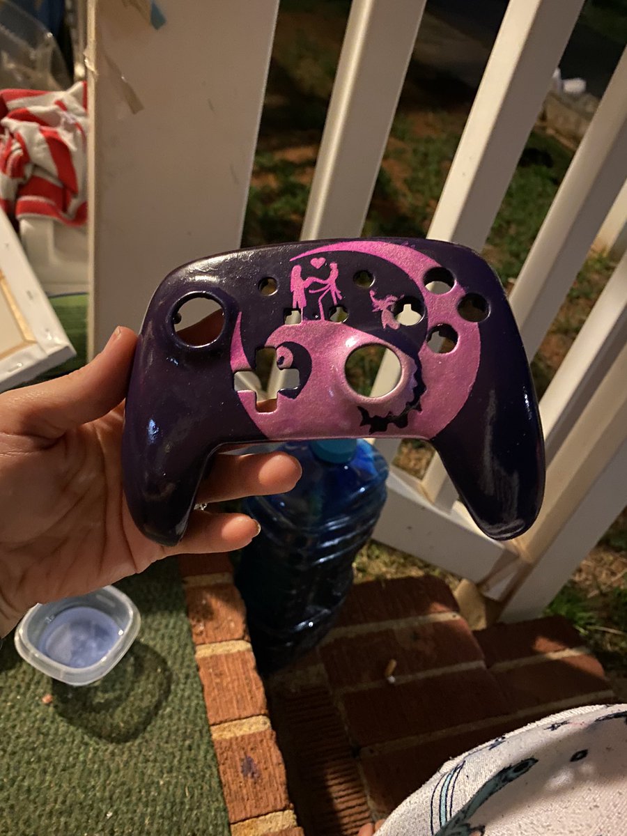 Momma3earGaming's tweet photo. It’s a WIP but loving how it’s turning out 😁😁😍😍😍. Nightmare Before Christmas themed custom switch controller. https://t.co/HIhBsS1sVN