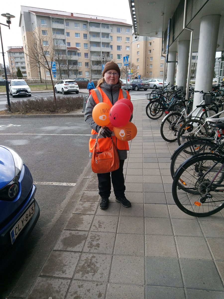 Sateisessa tunnelmassa 3:s lakkopäivä aloitettiin T-sairaalalla ja auringonpaisteeseen päättyi päivävuoro Majakkasairaalan edustalle kera nelijalkaisten lakkovahtien kanssa.😎
#JHL #TyksMajakkasairaala #TyksTsairaala #kylläjokuhoitaa #eimuutenhoida #palkankorotuskuuluukaikille