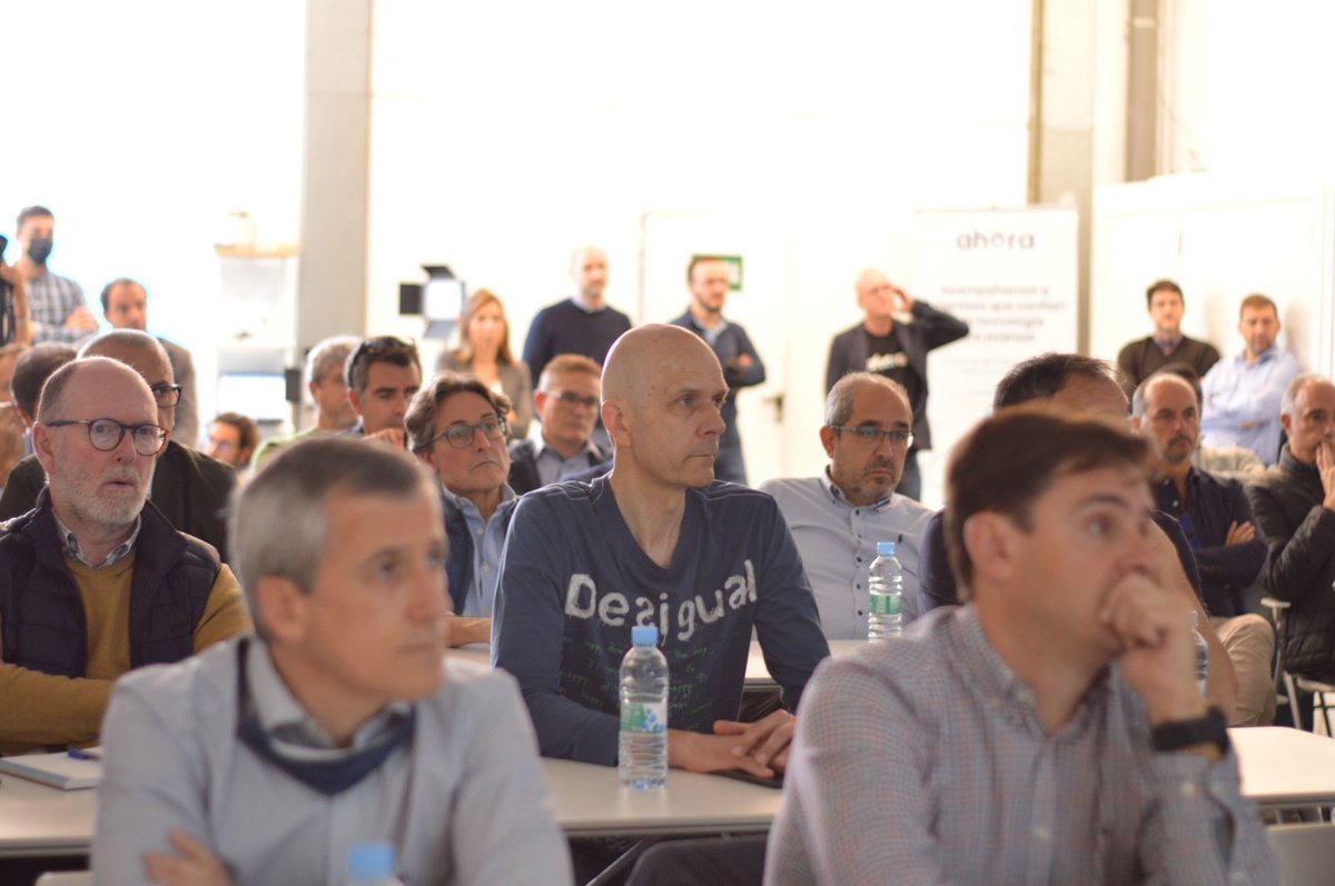 AhoraFreeware's tweet photo. 🎸🤟🏻¡Arrancamos la Gira #AHORAMayTour2022,
empieza el Rock and Roll!🤟🏻🎸 
Una gira por toda España con nuestros #SociosCertificadosAHORA, para presentar Roadmaps, novedades, productos nuevos...  1a parada: Valencia, nuestra Fábrica de Software.
#unafamiliaconfuerza @flexygo https://t.co/gJ5LNWIaM6