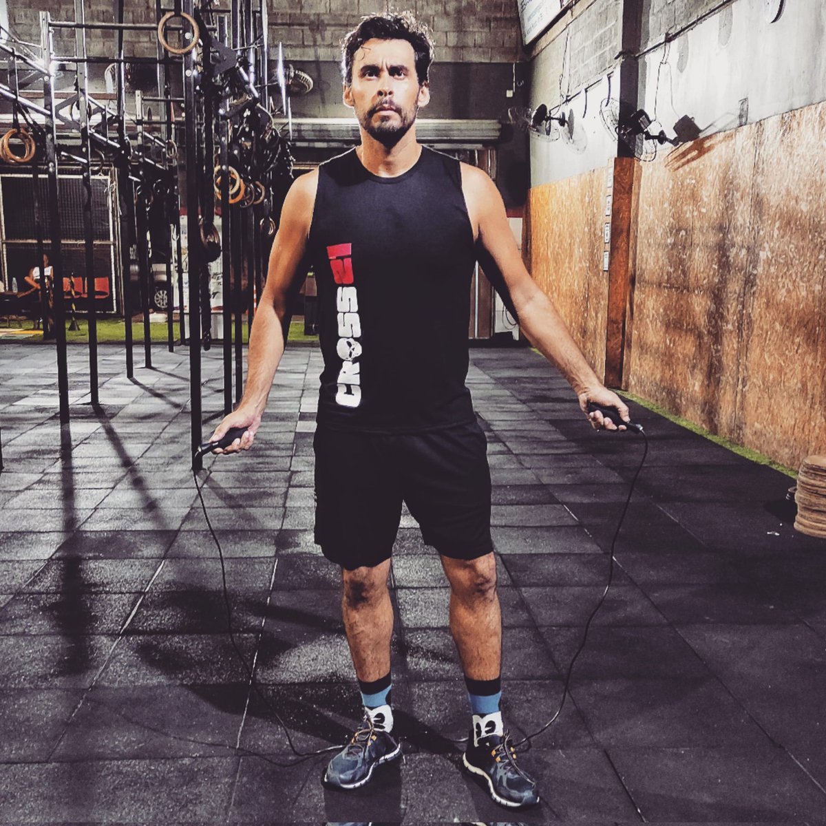 PauloTorresRJ's tweet photo. Seja leve, gente carregada demais não voa!

#crossfitter #crossfitaddict #crossfitbrasil #cross21 #singleunders #crossfit

📸 @lucasantostrainer https://t.co/rQNq3B9HNM