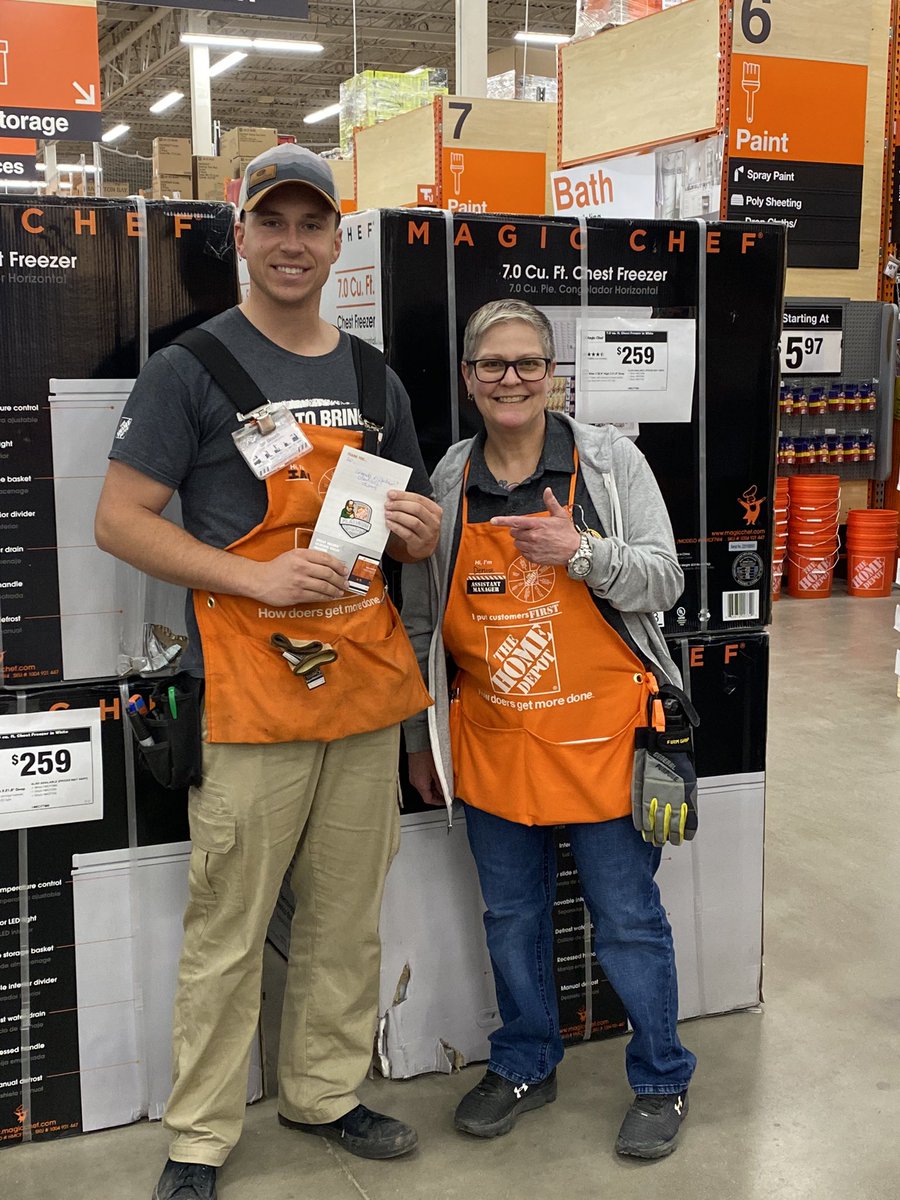 ReggieS66781573's tweet photo. IT’S HOMER TIME!! Congrats Ian on reaching your #PLATINUM Homer milestone!! @daisycow824  @Sean_Monty_  @tonia_hd  @MinorChico @stephen08792 @SamConley8 https://t.co/nnPDSxEAsx