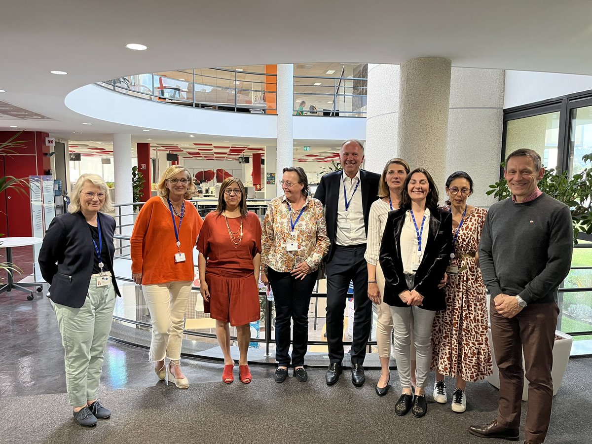 Robert Stéphan (@soveria2b) on Twitter photo Mathieu Godart à la rencontre des équipes DSC IARD de Marseille le 04 Mai… de beaux échanges et de nombreux challenges à relever ensemble ! #AXA #NPS #TousEngagés Auto/DAB/Corpo/APE/ARSC <a href="/mathieu_godart/">Mathieu Godart</a>, <a href="/NarimaneMakhlo1/">Narimane Makhloufi</a>, <a href="/JBerger_Axa/">Juliette Berger</a>, <a href="/fbru69/">Bruno Foubert</a>, <a href="/EricFuchs0/">Eric Fuchs</a>, @EmmanuelArgod Mathieu Godart à la rencontre des équipes DSC IARD de Marseille le 04 Mai… de beaux échanges et de nombreux challenges à relever ensemble ! #AXA #NPS #TousEngagés Auto/DAB/Corpo/APE/ARSC <a href="/mathieu_godart/">Mathieu Godart</a>, <a href="/NarimaneMakhlo1/">Narimane Makhloufi</a>, <a href="/JBerger_Axa/">Juliette Berger</a>, <a href="/fbru69/">Bruno Foubert</a>, <a href="/EricFuchs0/">Eric Fuchs</a>, @EmmanuelArgod