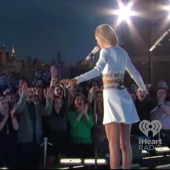 talldrinkhappy's tweet photo. 1989 was such a life changing era for so many of my swiftie friends and me… let’s see those #1989secretsession photos 📸 #1989TaylorsVersion
Here’s mine, cheers🍻 https://t.co/v6Jdq2Yred