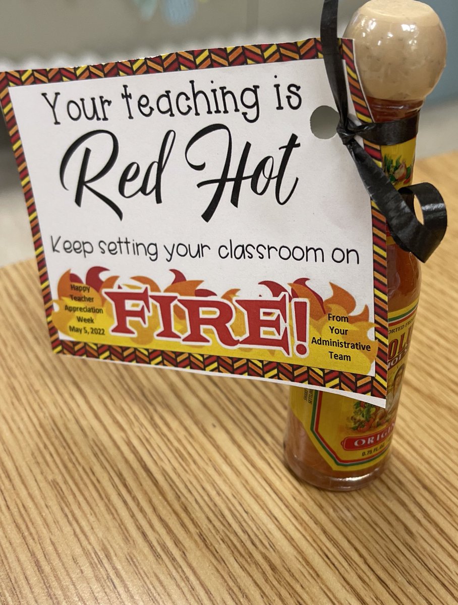 Meadowlane_ES's tweet photo. Our @Meadowlane_ES teachers set their classes on🔥 with their red hot teaching @MDCPSNorth @Diaz_NRO https://t.co/SdbYFsk5NR
