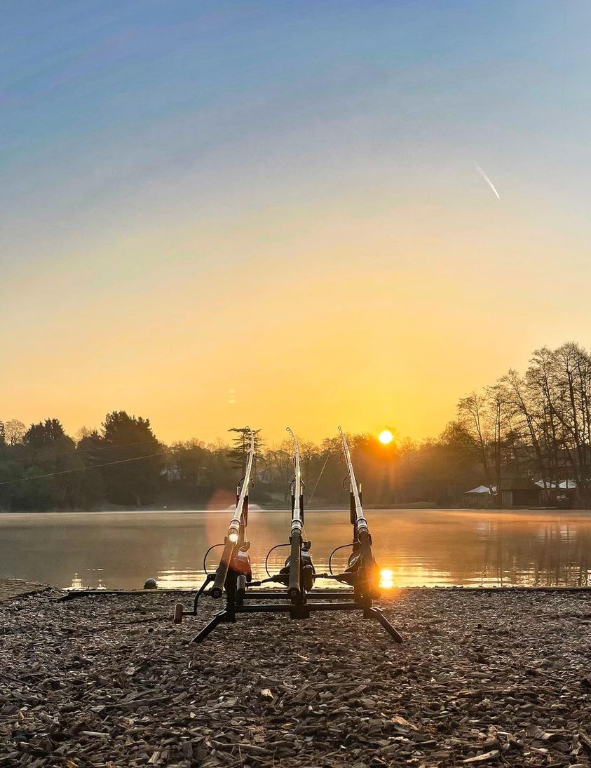 soniksports's tweet photo. Pods...Sticks...or on the deck? How do you rest your rods? Drop us a comment, include a picture and you never know...we might just send one of you a brew mug to sit next to your rods!!!
#soniksports #rodrest #carpfishingadventure #onthedeck #rodpod #subsonik #tournos https://t.co/fs3wJBomxp