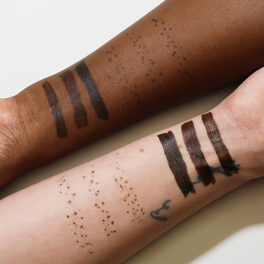 shopmissa's tweet photo. We're so #freckin' excited to announce the launch of our AOA Studio #FrecklePen! Now available. 😇
https://t.co/SP0rObn9Iy
#skin #makeup #cosmetics https://t.co/tKIU87Rb7V