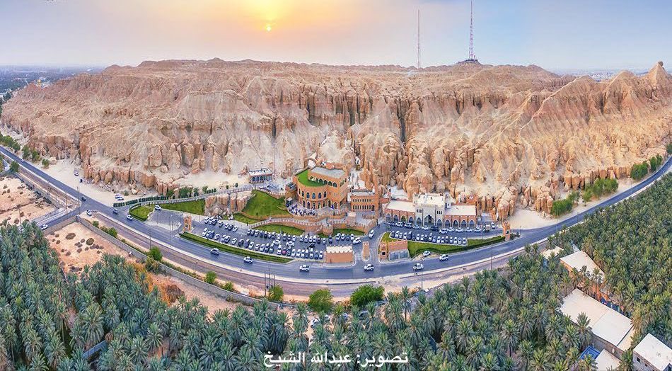 alsheikhphoto's tweet photo. باحتواء مؤسسات الدولة لإبداعتنا.. ننجز.. نحقق. ننجح، ونكون سواعد بناء الوطن بعض لقطات من تصويري التي تمثل واحة #الاحساء في اعلان هيئة تطوير الاحساء.

فخور بما حققته لوطني 💚 🇸🇦

@CGCSaudi 

#هيئتان_لتطوير_الأحساء_والطائف https://t.co/8BGZHvWaRV