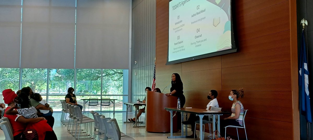 VIPS_BR's tweet photo. Thank you to the 100 Black Women's Beaucoup Vitabu group for inviting VIPS to join them in their initiative to encourage young girls to spend more time reading. We had a great time at their event at the Goodwood Library sharing in the importance of literacy. https://t.co/QObTKexGsL