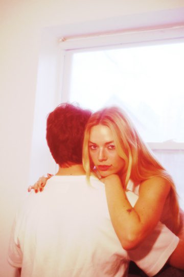 ashemusic's tweet photo. i hope you’re not happy without me. out at midnight ❤️‍🩹 https://t.co/rODUIxSlpQ